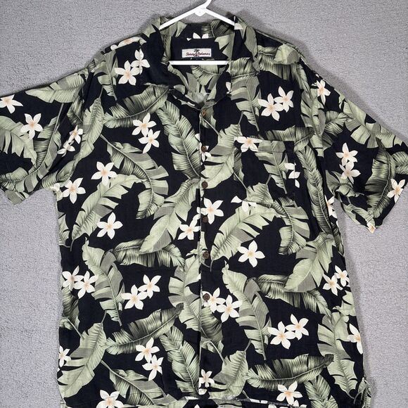 Tommy Bahama Button Down Hawaiian Shirt Men’s Size XL Floral Palms Silk Black - Picture 2 of 8